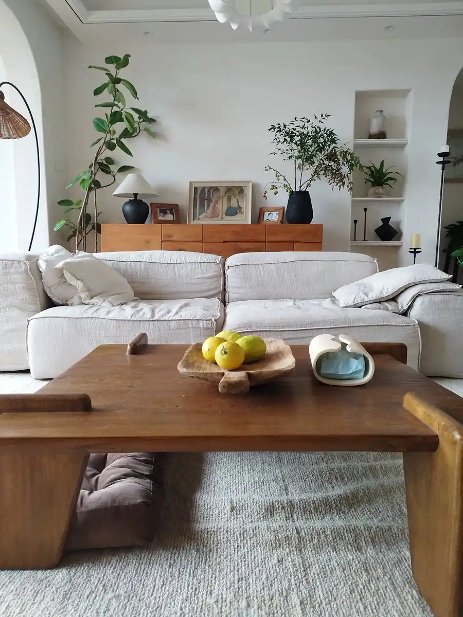 round modern coffee table